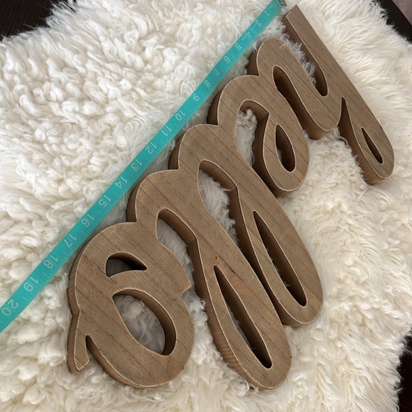 3/$25 wooden hello sign - Picture 4 of 4